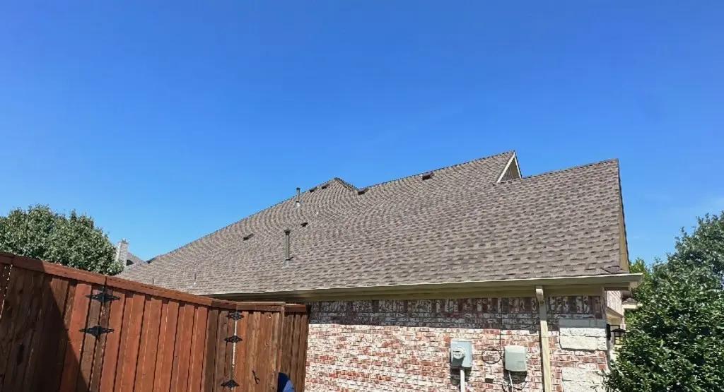 Completed roof replacement project in Pensacola